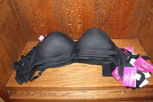 lot 128 image: 10 -nursing bras size 40H