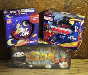 lot 183 image: Marvel Black Widow 4x4 Rebels Jeep Wrangler Rubicon Die-Cast Model Kit and card game and The Monster Making Game all unopened