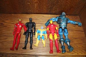 lot 192 image: lot of assorted Hasbro Marvel action figures