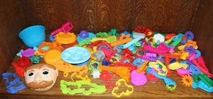 lot 240 image: Play-Doh cutters and tools