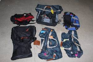 lot 245 image: Duffle bags