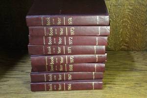 lot 253 image: vintage Britannica Book of the Year hardcover volumes from the late 1960s and 1970s