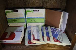 lot 254 image: Office supplies