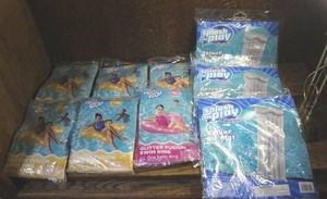 lot 269 image: Splash & Play Deluxe Air Mats and floats