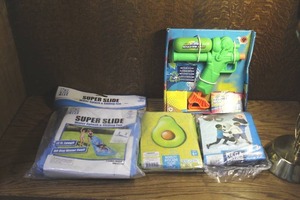 lot 282 image: Slip and slidefloat water gun and more see photos