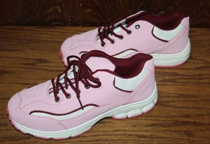 lot 302 image: athletic walking sneakers  size 9m