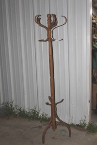 lot 311 image: vintage Thonet-style bentwood hall tree