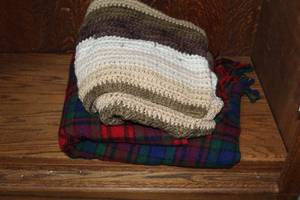lot 320 image: Small  throws