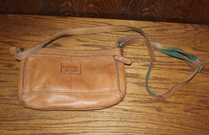 lot 368 image: vintage Fossil tanorange leather crossbody organizer bag
