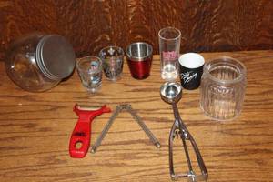 lot 375 image: Shot glasses and more see pictures for details