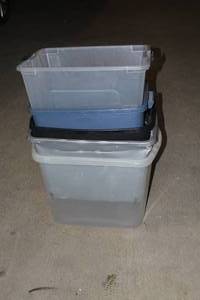 lot 443 image: Stack of totes