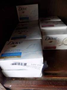 lot 35 image: Dove Gentle x 9    Purley pampering x 5