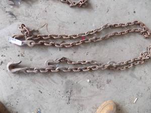 lot 42 image: 10FT  & 6 FT Tow chain