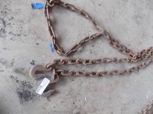 lot 58 image: Tow chain  12 FT