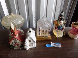 lot 62 image: Church houses x 3 and snowman x 3