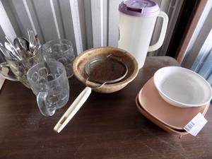 lot 75 image: Thumb print mugs utensils bowl plus