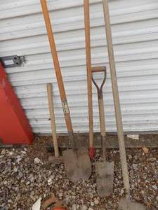 lot 88 image: Yard tools