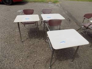 lot 167 image: Virco Combo desk x 3