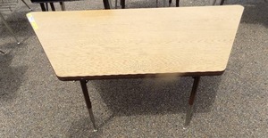 lot 158 image: Rhombus shaped table