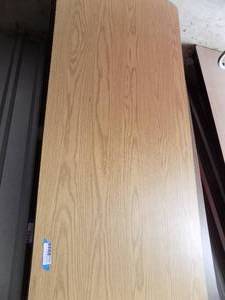lot 186 image: 6 foot table