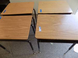 lot 199 image: Student desks x 4