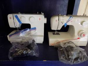 lot 243 image: Singer Sewing machine x2 Promise and tradition 2250