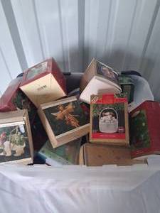 lot 19 image: Tote Full of Hallmark Keepsake Ornaments---Tote Included