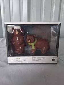 lot 23 image: Bear Themed Threshold Salt & Pepper Shaker Set---NIP