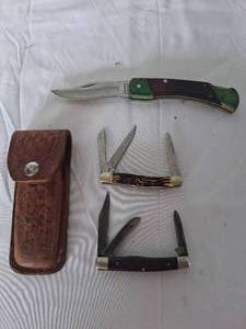 lot 36 image: Selection of 3 Pocket Knives-Case, Uncle Henry, & Schrade with Leather Case---All are well used