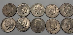 lot 70 image: Selection of Kennedy Half Dollars---Various Years, See pics