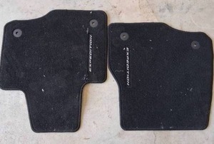 lot 139 image: Floor Mats for Ford Expedition