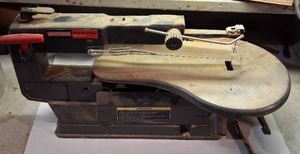 lot 164 image: Craftsman 16 Scroll Saw Model #137216160