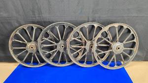 lot 17 image: Lot of 4 Vintage 14 Wheels