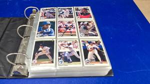 lot 115 image: Large Binder w 1990 Upper Deck Baseball Cards