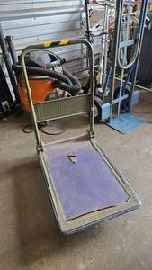 lot 171 image: Olympia Rolling & Collapsible Utility Cart