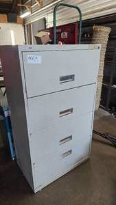lot 184 image: HON 4 Drawer Horizontal File Cabinet