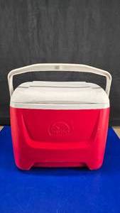 lot 192 image: Red Igloo 24 Can Cooler