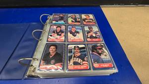 lot 213 image: Large Binder Full of Fleer, Upper Deck & Topps Stadium Club baseball Cards