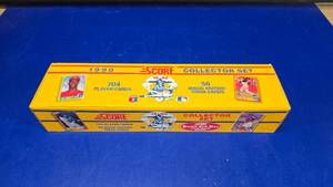 lot 226 image: Score 1990 Baseball Card Set