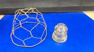 lot 260 image: Antique Wire Donkey Muzzle & Whitall Tatum No 1 Glass Insulator