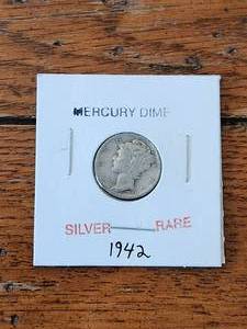 lot 64 image: 1942 silver Mercury dime - rare