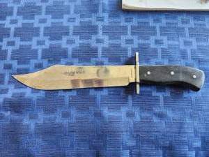 lot 60 image: Humvee Bowie knife -  10 long