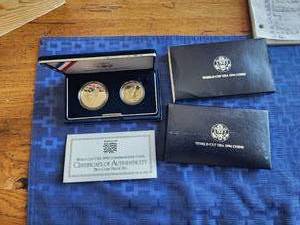 lot 66 image: World Cup - 0.9 SilverClad Proof set - USA 1994 coins in case with C.O.A