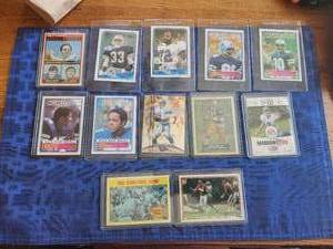 lot 193 image: Selection of Dallas Cowboy football cards