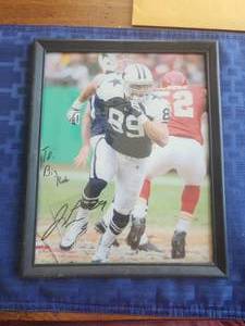 lot 121 image: 8x10 Dallas Cowboys #89 John Phillips autographed picture