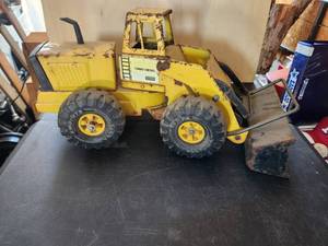lot 151 image: Vintage Tonka front loader