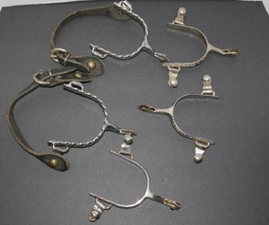 lot 44 image: Vintage Spurs