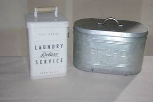 lot 106 image: Laundry and Bread Tins