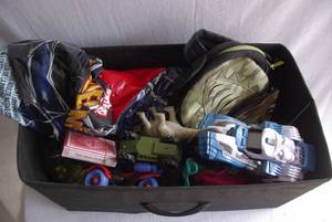 lot 140 image: Boys toy lot