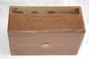 lot 141 image: Vintage Touch-Up repair kit